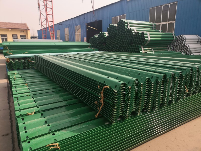 材質q235護欄多少錢一米_交通安全設施_安全/防護_產品_企騰網工廠優(yōu)